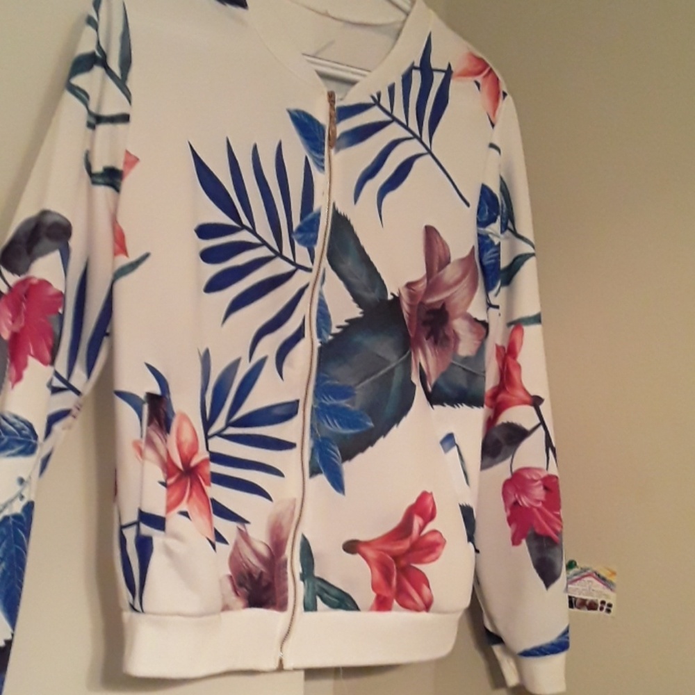 White floral zip up jacket